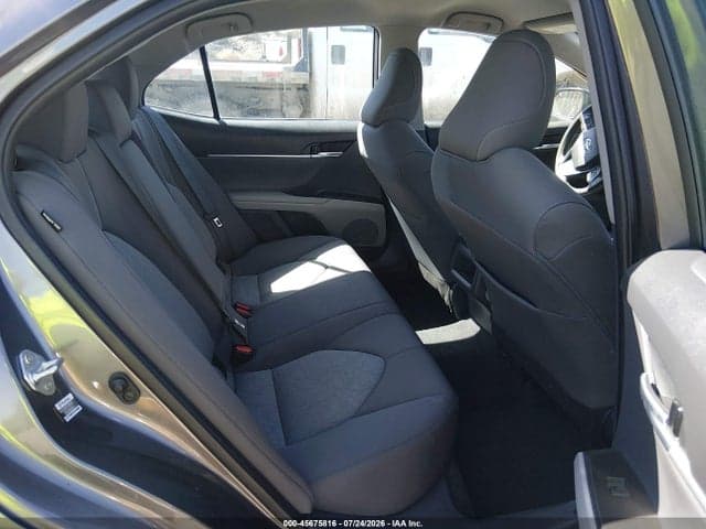 2023 TOYOTA CAMRY LE 8