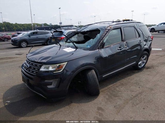 2017 FORD EXPLORER XLT 2