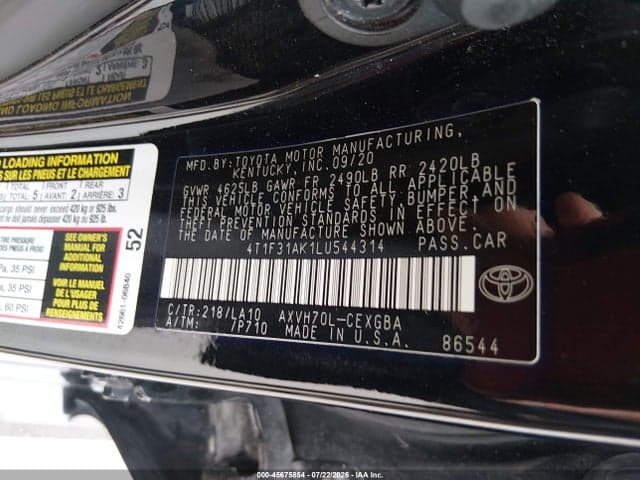 2020 TOYOTA CAMRY HYBRID XLE 9