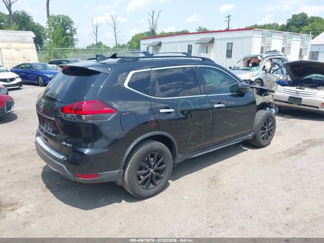 2017 NISSAN ROGUE SV 4
