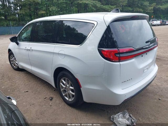 2024 CHRYSLER PACIFICA TOURING L 3