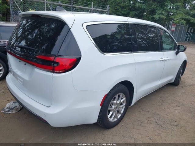 2024 CHRYSLER PACIFICA TOURING L 4