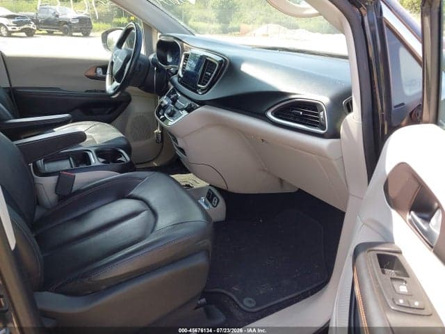 2017 CHRYSLER PACIFICA TOURING-L 5