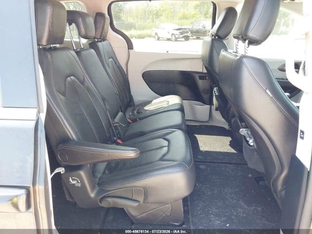 2017 CHRYSLER PACIFICA TOURING-L 8