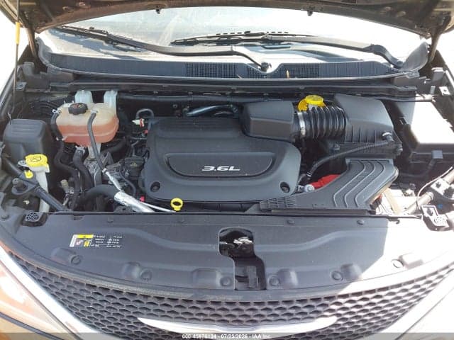 2017 CHRYSLER PACIFICA TOURING-L 10