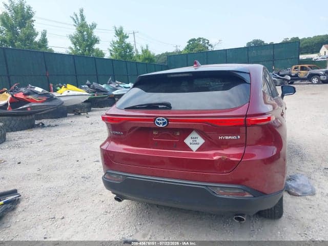 2022 TOYOTA VENZA LE 16