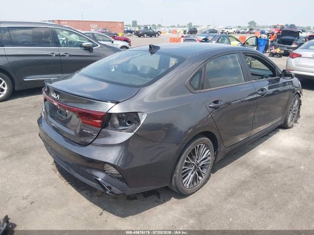 2023 KIA FORTE GT-LINE 4