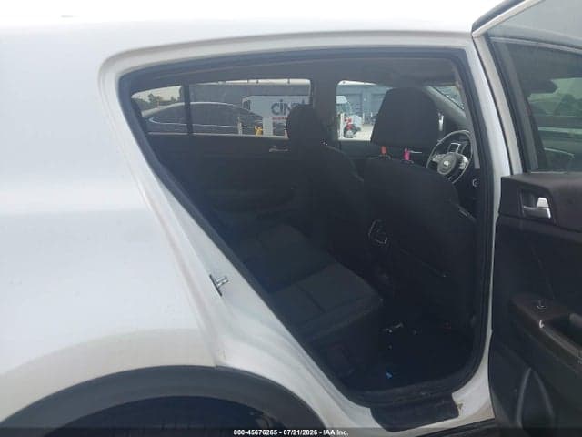 2022 KIA SPORTAGE LX 8
