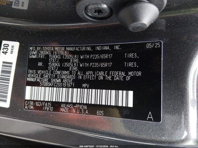 2025 TOYOTA SIENNA LE 9