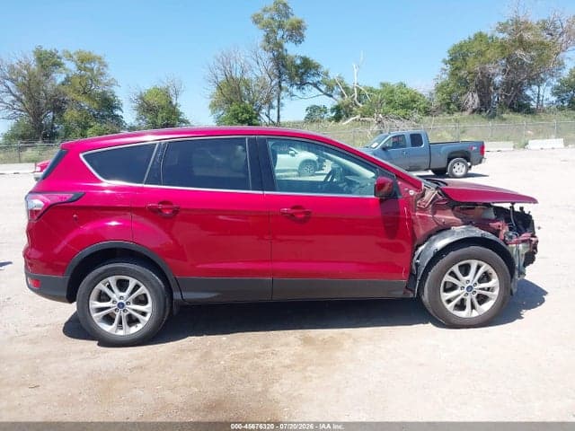 2017 FORD ESCAPE SE 14