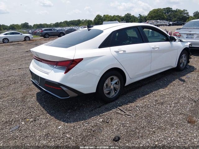 2026 HYUNDAI ELANTRA SE 4