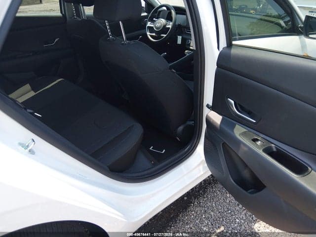 2026 HYUNDAI ELANTRA SE 8