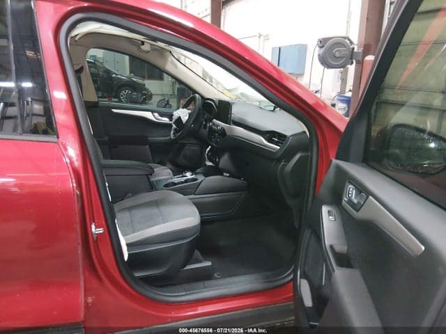 2020 FORD ESCAPE SE 5