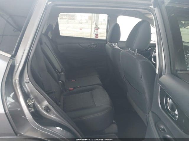 2018 NISSAN ROGUE SV 8