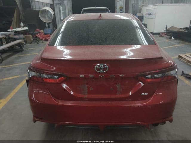 2021 TOYOTA CAMRY SE 16