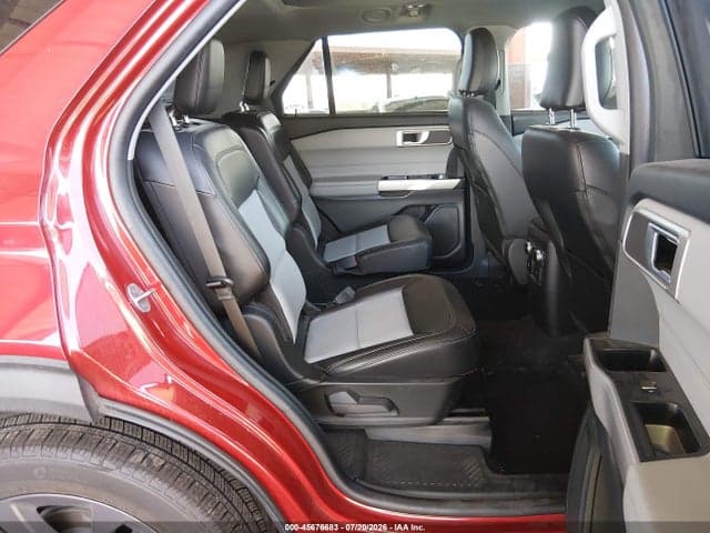 2023 FORD EXPLORER XLT 8