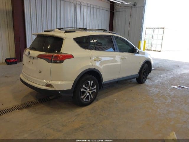 2017 TOYOTA RAV4 LE 4