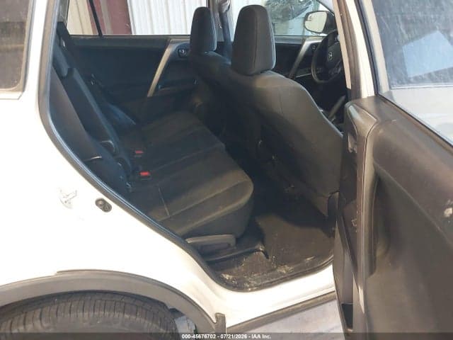 2017 TOYOTA RAV4 LE 8