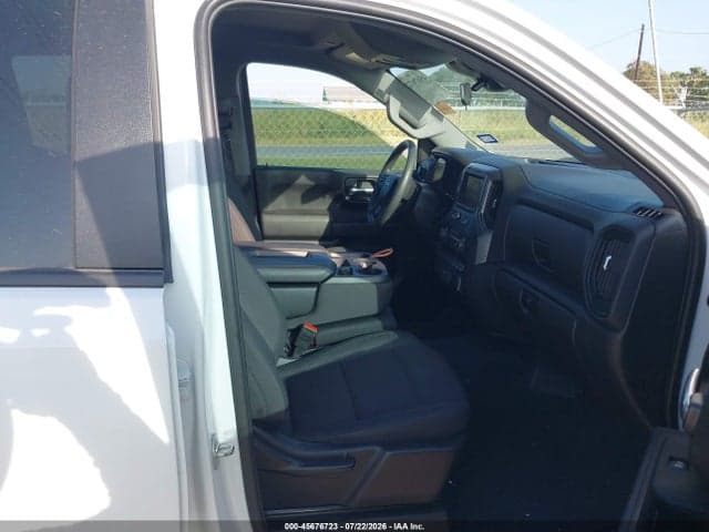 2024 CHEVROLET SILVERADO 1500 5