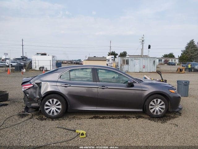 2018 TOYOTA CAMRY HYBRID LE 14