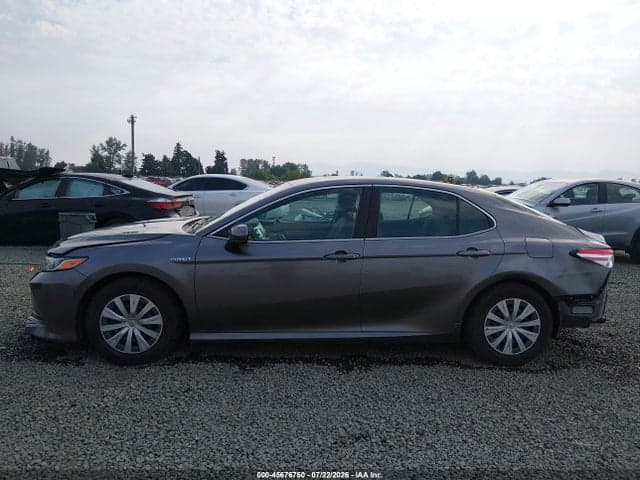 2018 TOYOTA CAMRY HYBRID LE 15