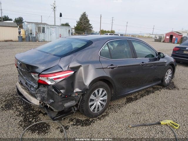 2018 TOYOTA CAMRY HYBRID LE 4