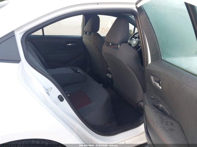 2023 TOYOTA COROLLA SE 8
