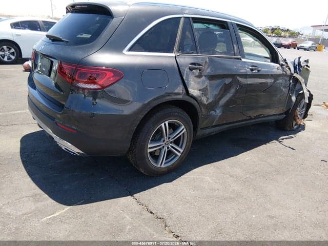 2020 MERCEDES-BENZ GLC 300 4