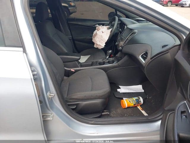 2017 CHEVROLET CRUZE LT AUTO 5