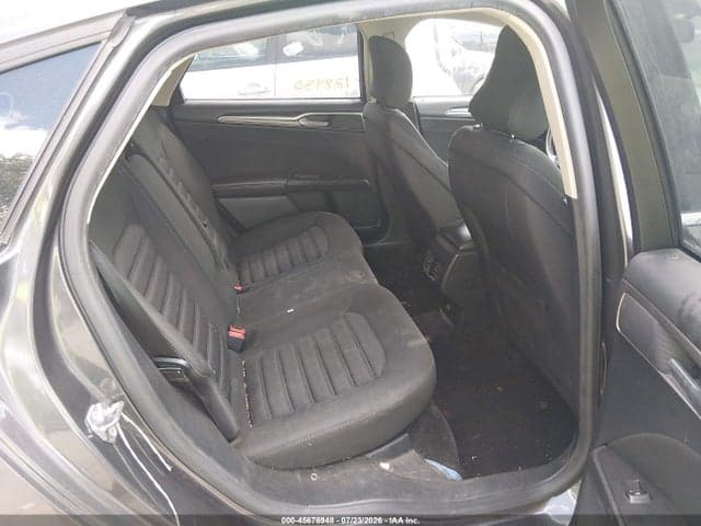 2017 FORD FUSION SE 8