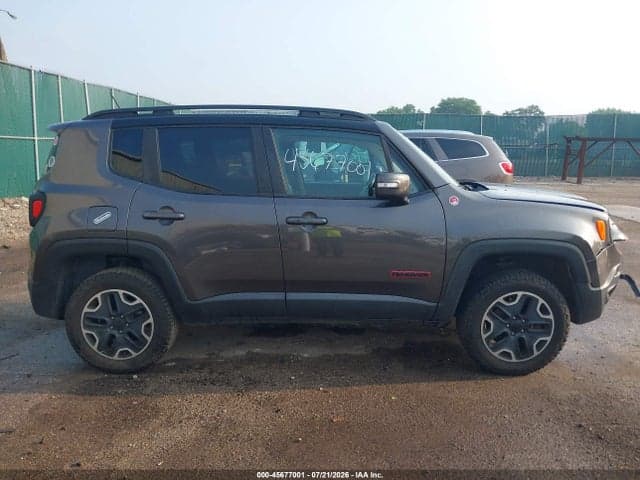 2017 JEEP RENEGADE TRAILHAWK 13