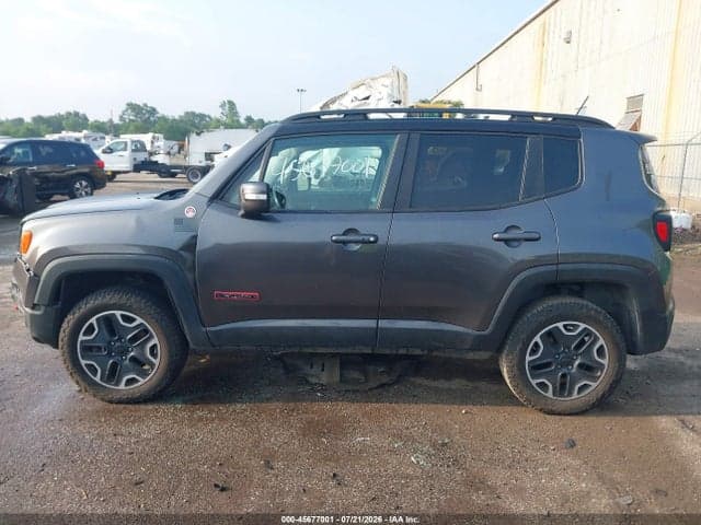 2017 JEEP RENEGADE TRAILHAWK 14