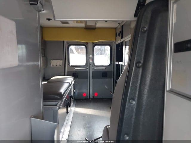 2016 FORD E-350 CUTAWAY 6