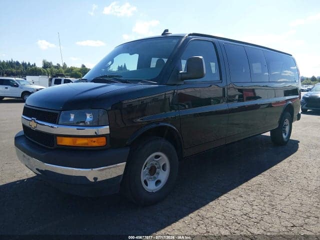2017 CHEVROLET EXPRESS 3500 LT 2