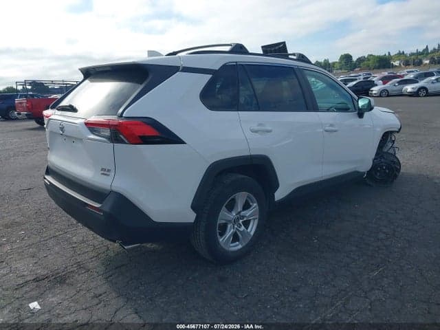 2019 TOYOTA RAV4 XLE 4