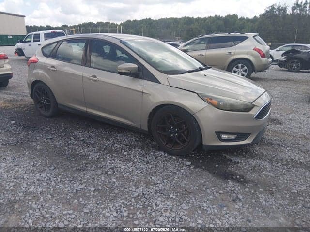 2016 FORD FOCUS SE 1
