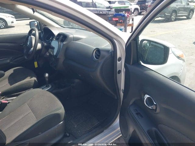 2019 NISSAN VERSA 1.6 SV 5