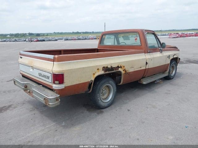 1983 CHEVROLET C10 4