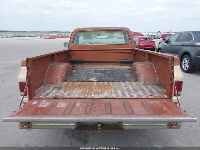 1983 CHEVROLET C10 8