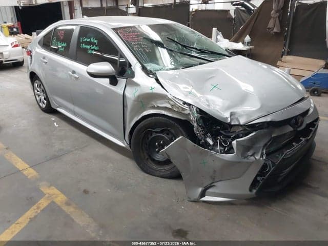 2024 TOYOTA COROLLA LE 1