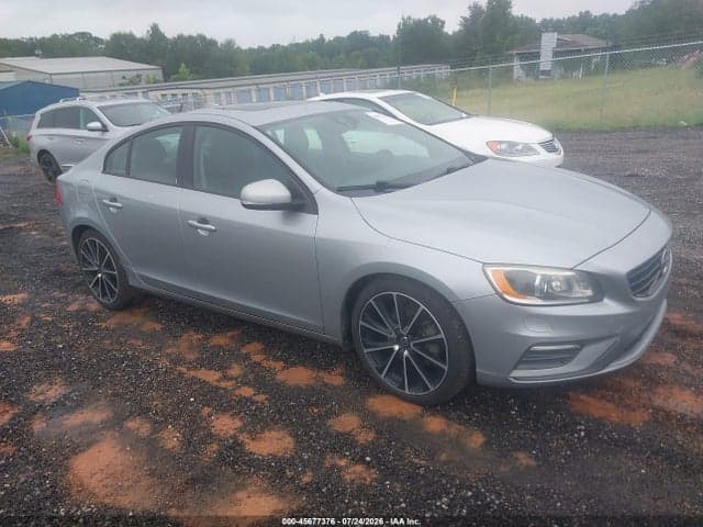 2017 VOLVO S60 T5 DYNAMIC 1