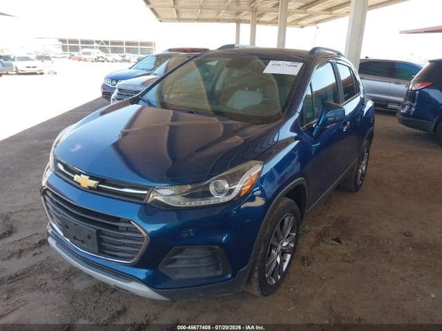 2020 CHEVROLET TRAX AWD LT 2