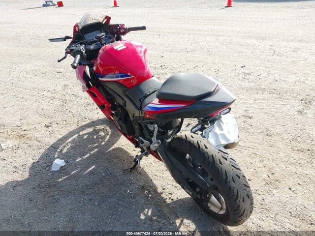 2025 HONDA CBR500 RA 3