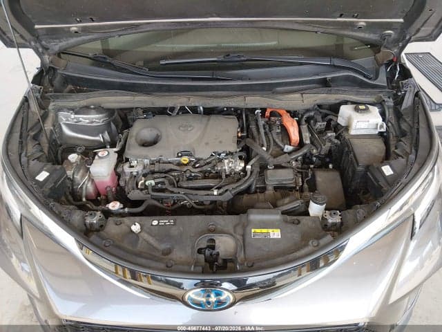 2022 TOYOTA SIENNA XSE 10