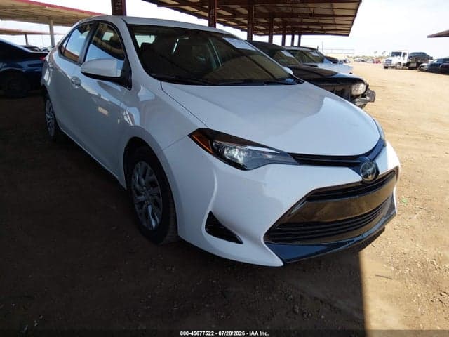 2018 TOYOTA COROLLA LE