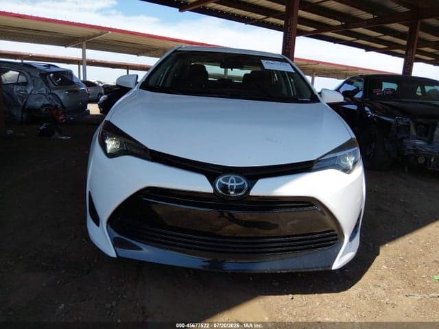 2018 TOYOTA COROLLA LE 12