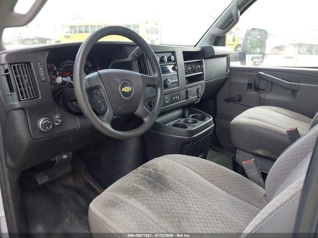 2018 CHEVROLET EXPRESS CUTAWAY WORK VAN 4