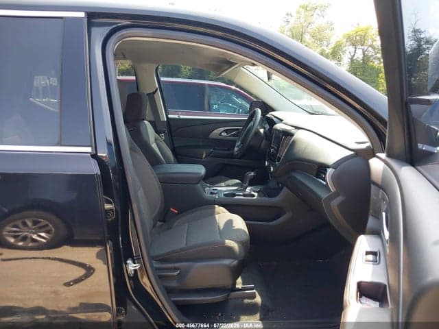 2018 CHEVROLET TRAVERSE LS 5
