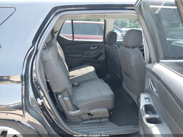 2018 CHEVROLET TRAVERSE LS 8