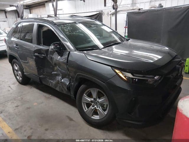 2025 TOYOTA RAV4 XLE - 1